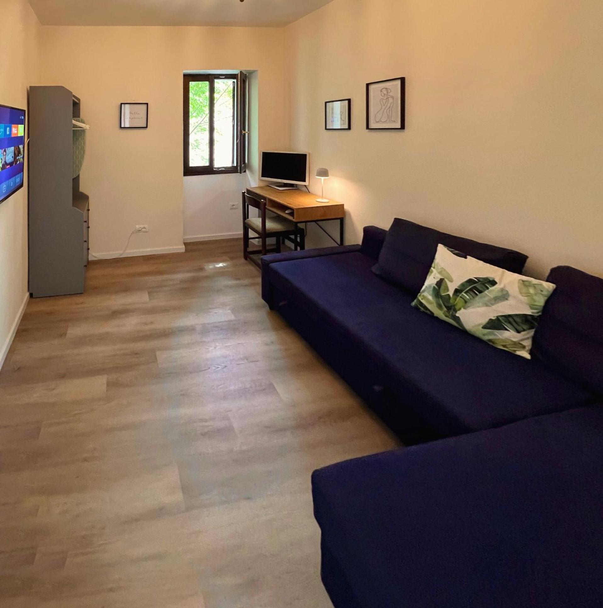G-House Modernes Apartment Mit Tollem Ausblick Riva del Garda Exterior photo